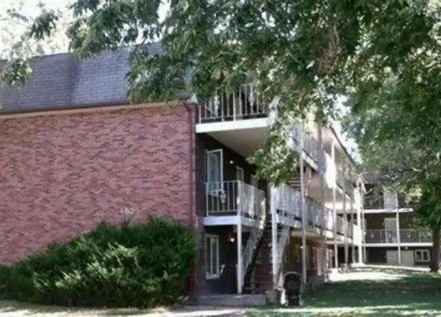 Property at 1528 S 19th St Unit 9, Lincoln, NE, 68502, 1 bed, 1 bath, [object Object]