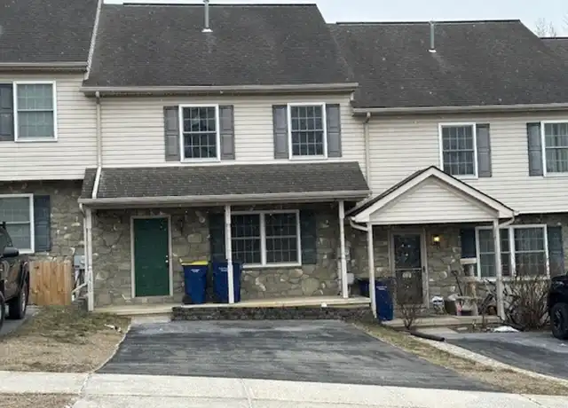 Property at 1440 Lakeside Dr, Middletown, PA, 17057, 3 beds, 2 baths, [object Object]