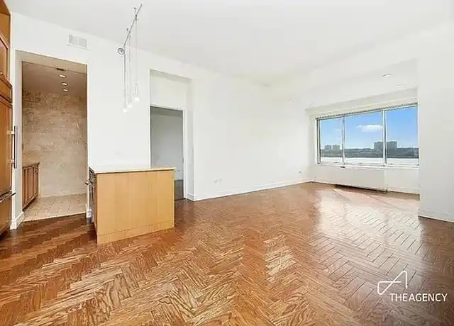 Property at 200 Riverside Blvd Unit 4M, New York, NY, 10069, 2 beds, 2 baths, [object Object]