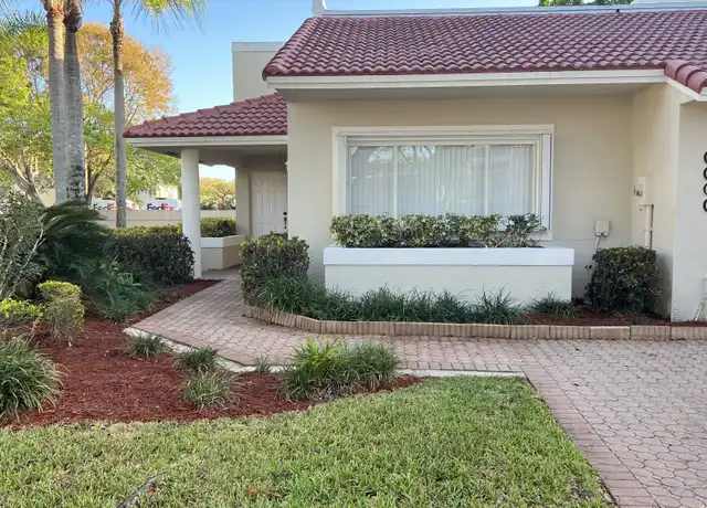 Property at 10000 NW 43rd Ter Unit 2800, Doral, FL, 33178, 3 beds, 2 baths, [object Object]
