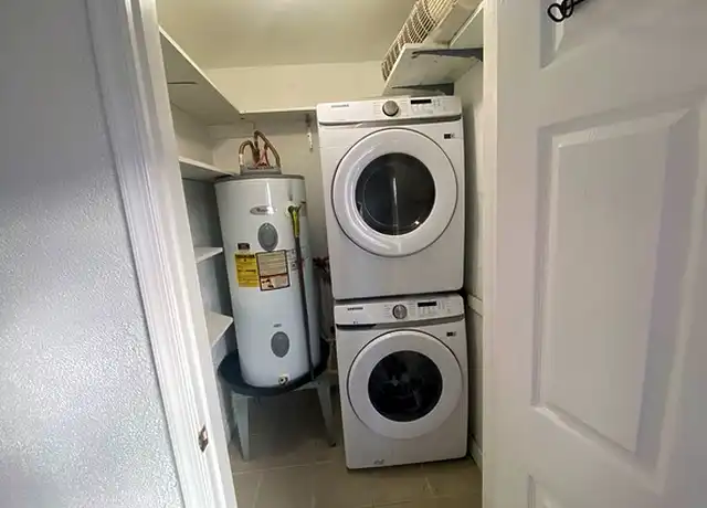 Property at 1435 Bayville St Unit 4, Norfolk, VA, 23503, 2 beds, 1 bath, [object Object]