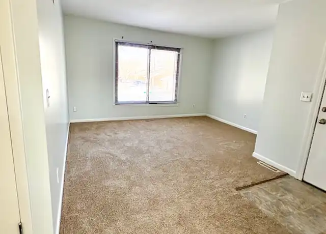 Property at 2012 Vawter St #7, Urbana, IL, 61801, 2 beds, 1 bath, [object Object]