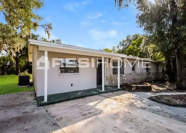 Property at 800 Longview Ave, Deland, FL, 32720, 4 beds, 2 baths, [object Object]