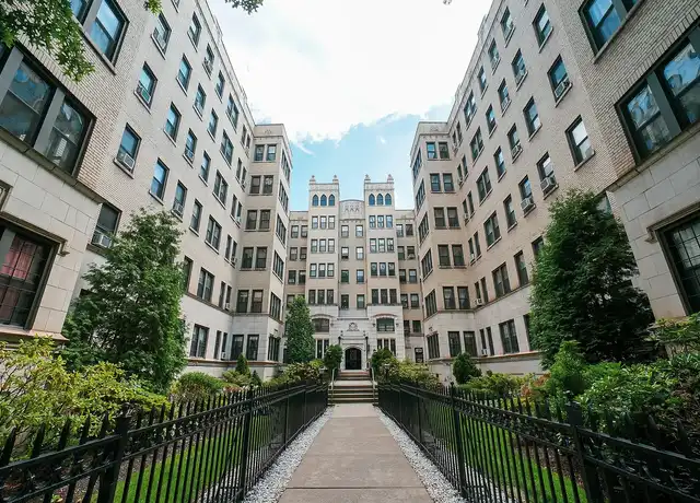 Property at The Wendover Community - 5562 Hobart St, Pittsburgh, PA, 15217, 2 beds, 1 bath, [object Object]