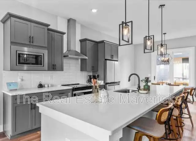 Property at 821 Burnside Pl Unit 1, Chattanooga, TN, 37408, 3 beds, 3.5 baths, [object Object]