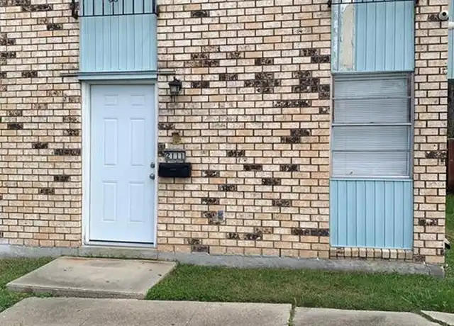 Property at 2111 Emerson St, Terrytown, LA, 70056, 3 beds, 2.5 baths, [object Object]