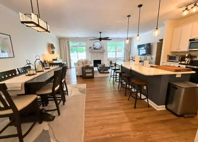 Property at 472 Fieldstone Glen Way, Virginia Beach, VA, 23454, 3 beds, 2.5 baths, [object Object]