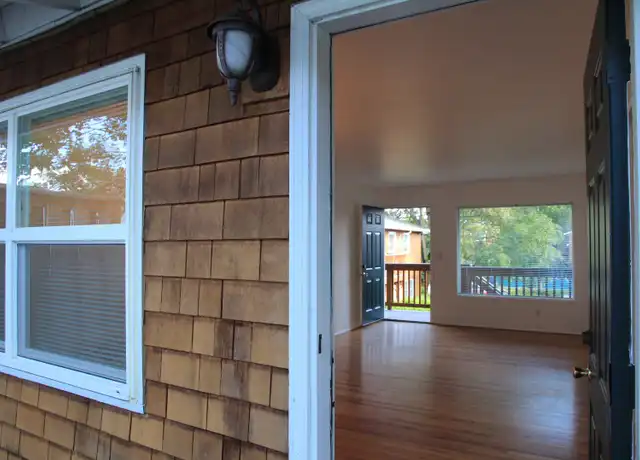 Property at 3020 SE Waverleigh Blvd Unit 3030-06, Portland, OR, 97202, 2 beds, 1 bath, [object Object]