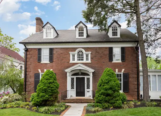 Property at 210 S College St, Carlisle, PA, 17013, 4 beds, 2.5 baths, [object Object]