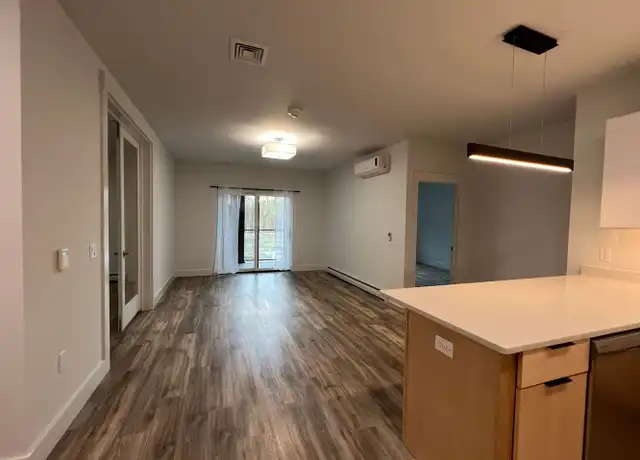 Property at 121 Shea Dr Unit 104, Colchester, VT, 05446, 1 bed, 2 baths, [object Object]