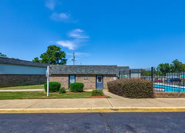 Property at Grove at Westgate - 106 Castle Dr, Dothan, AL, 36303, 1-3 bed, 1-2 bath, [object Object]