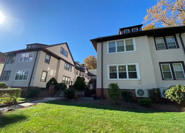 Property at 420 Whitney Ave Unit 424-Garden, New Haven, CT, 06511, 3 beds, 2 baths, [object Object]