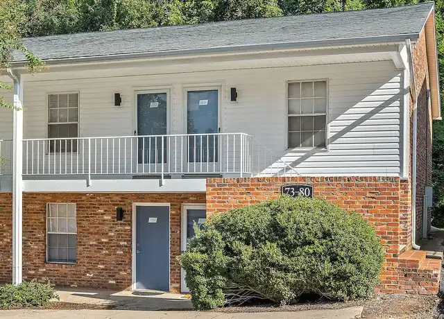 Property at The Lofts at the Plaza - 4825 Commercial Plaza St, Winston Salem, NC, 27104, 1-2 bed, 1 bath, [object Object]