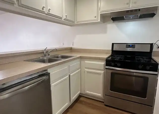 Property at 2582 Seahorse Ave Unit 2582, Ventura, CA, 93001, 2 beds, 1.5 baths, [object Object]