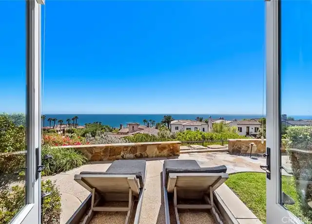 Property at 34 Surfspray Blf, Newport Coast, CA, 92657, 4 beds, 4.5 baths, [object Object]