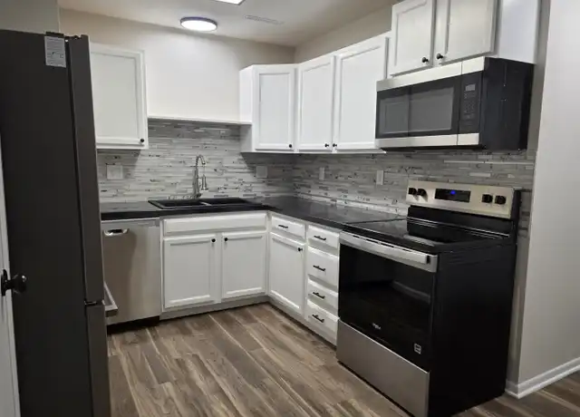 Property at 428 Stonehaven Dr Unit 17, Ames, IA, 50010, 3 beds, 2 baths, [object Object]
