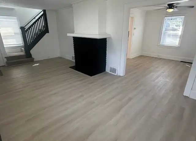Property at 1060 E 177th St, Cleveland, OH, 44119, 3 beds, 1 bath, [object Object]