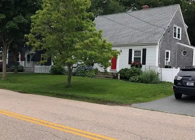 Property at 12 Hillside Ave, Newport, RI, 02840, 3 beds, 2 baths, [object Object]