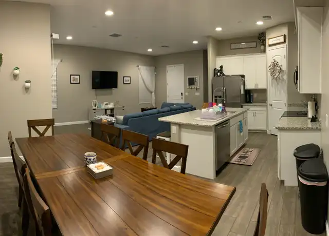 Property at 3737 E Catalina Dr, Phoenix, AZ, 85018, 3 beds, 2.5 baths, [object Object]
