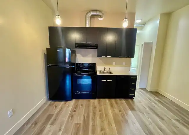 Property at 3951 N Williams Ave Unit 301, Portland, OR, 97227, 2 beds, 1 bath, [object Object]