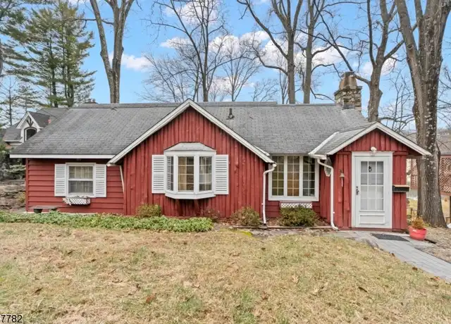 Property at 13 S Shore Trl, Sparta, NJ, 07871, 2 beds, 2 baths, [object Object]