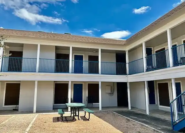 Property at Villages at 47th - 4709 Harmon Ave, Austin, TX, 78751, 1 bed, 1 bath, [object Object]