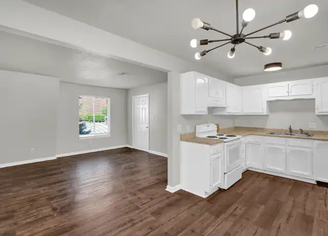 Property at 511 Poplar St Unit G, Graham, NC, 27253, 2 beds, 1 bath, [object Object]