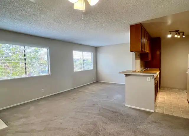 Property at 3633 Marlborough Ave Unit R, San Diego, CA, 92105, 2 beds, 1 bath, [object Object]