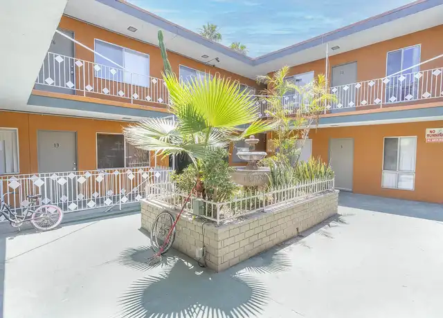 Property at 935 S Mariposa Ave, Los Angeles, CA, 90006, 1 bed, 1 bath, [object Object]