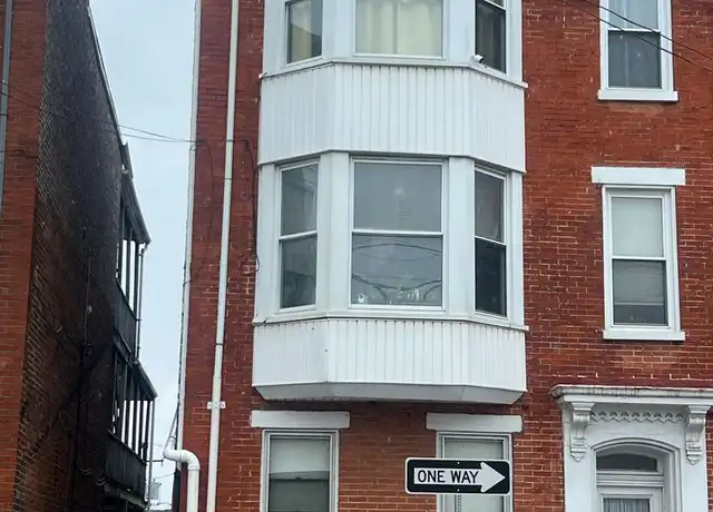 Property at 210 S Duke St Fl Rear, York, PA, 17401, 1 bed, 1 bath, [object Object]
