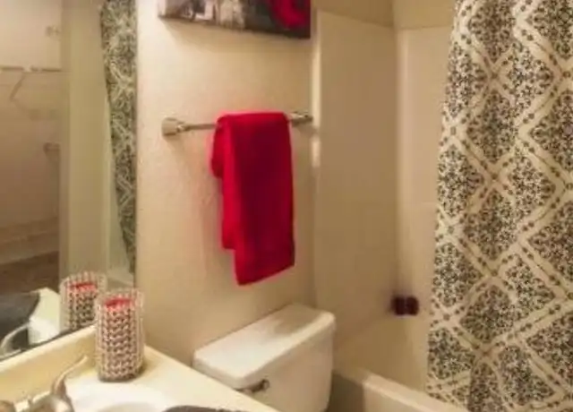 Property at 3016 SW 89th St, Oklahoma City, OK, 73159, 1 bed, 1 bath, [object Object]