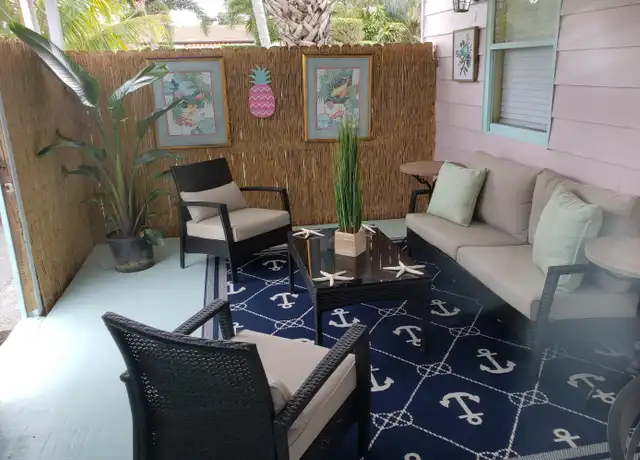 Property at 417 Lytle St, West Palm Beach, FL, 33405, 1 bed, 1 bath, [object Object]