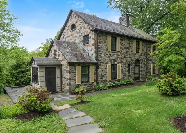 Property at 34123 Furnace Dock Rd, Cortlandt, NY, 10567, 4 beds, 3 baths, [object Object]