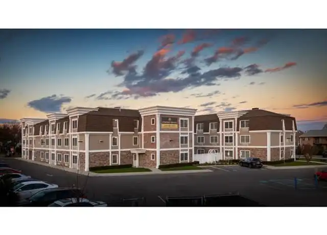 Property at 190 Fulton St Unit E112, Farmingdale, NY, 11735, 2 beds, 1 bath, [object Object]