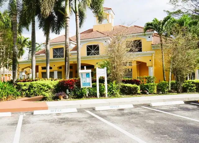 Property at 2425 NW 33rd St #1311, Oakland Park, FL, 33309, 2 beds, 2 baths, [object Object]