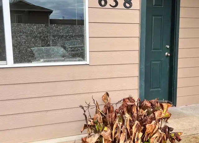 Property at 638 Fillmore St, Coos Bay, OR, 97420, 3 beds, 2 baths, [object Object]