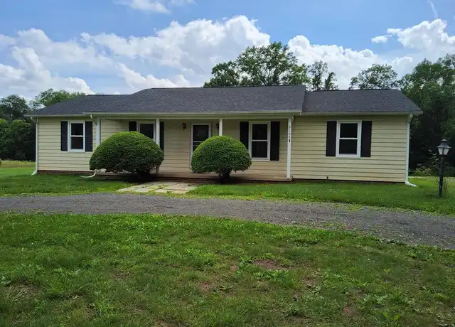 Property at 9164 Hannah Dustin Ln, Warrenton, VA, 20187, 3 beds, 2 baths, [object Object]