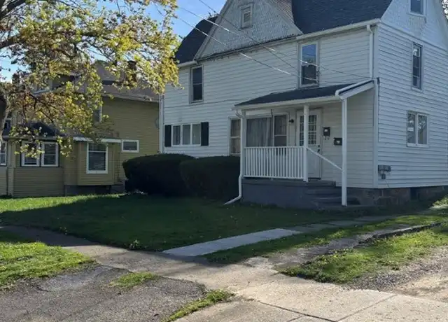 Property at 77 Cleveland Ave Unit B, Elmira, NY, 14905, 2 beds, 1 bath, [object Object]