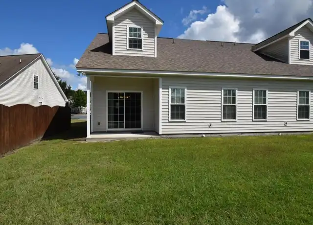 Property at 2208 Chavis Dr Unit B, Greenville, NC, 27858, 3 beds, 2.5 baths, [object Object]