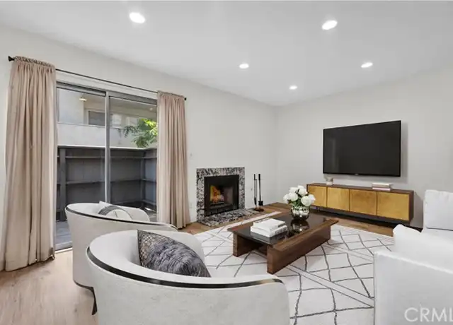 Property at 20155 Keswick St #117, Winnetka, CA, 91306, 2 beds, 3 baths, [object Object]