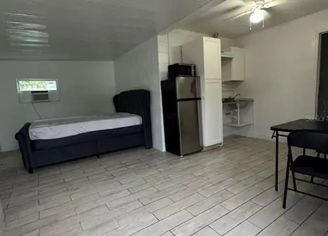 Property at 6716 Paul Revere Ct, Orlando, FL, 32809, 1 bed, 1 bath, [object Object]