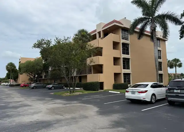 Property at 6215 Coral Lake Dr #203, Margate, FL, 33063, 2 beds, 2 baths, [object Object]