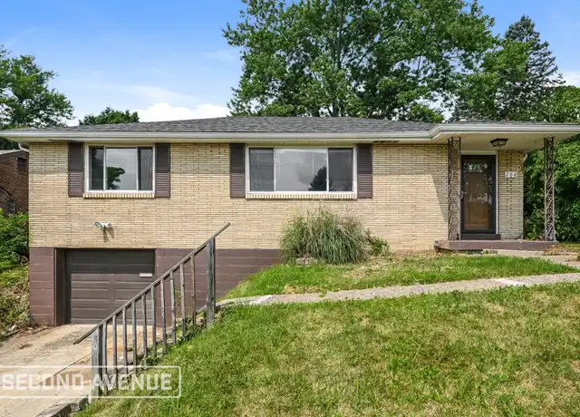 Property at 206 Dawkins Dr, Monroeville, PA, 15146, 4 beds, 2 baths, [object Object]