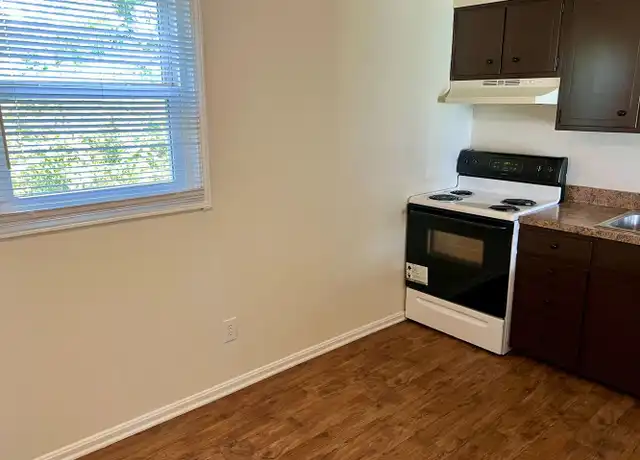 Property at Creekstone Village - 2007 Terril Ln, Louisville, KY, 40218, 1 bed, 1 bath, [object Object]