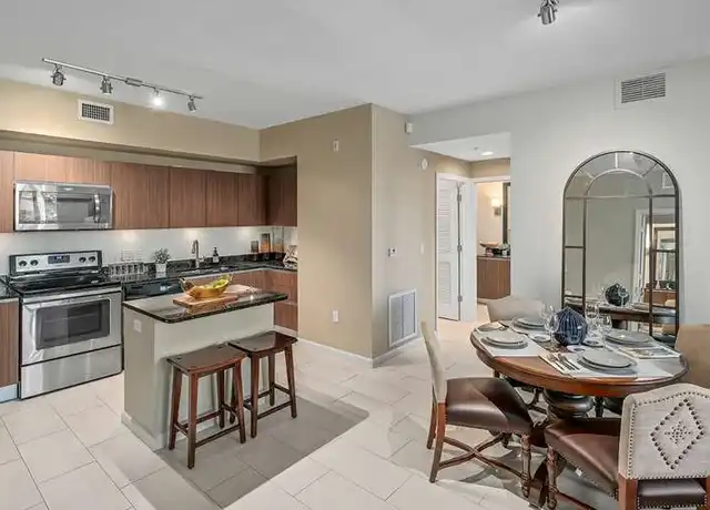 Property at 1467 SW 105th Ave Unit 309, Pembroke Pines, FL, 33025, 1 bed, 1 bath, [object Object]