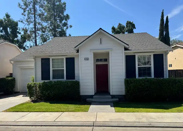 Property at 3711 W Pomegranate Ln, Fresno, CA, 93711, 3 beds, 2 baths, [object Object]