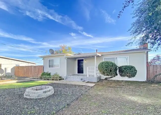 Property at 360 Mesa Rd, Gilroy, CA, 95020, 2 beds, 1.5 baths, [object Object]
