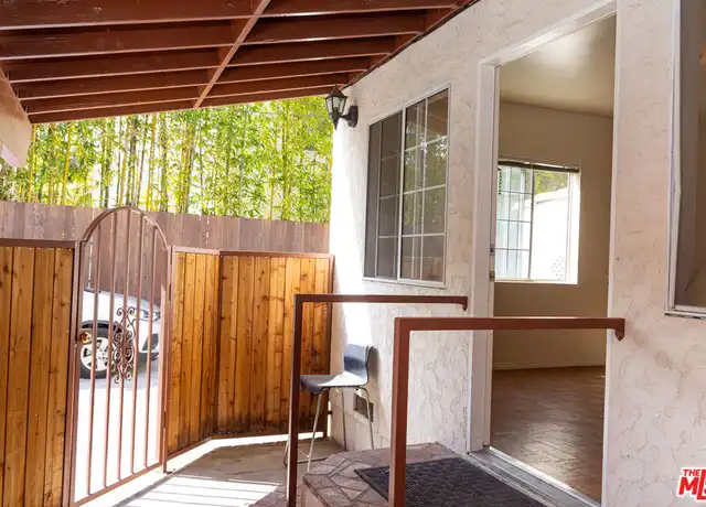 Property at 642 N La Jolla Ave Unit 1/2, Los Angeles, CA, 90048, 1 bed, 1 bath, [object Object]