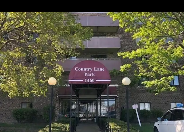 Property at 1460 Fairlane Dr #321, Schaumburg, IL, 60193, 1 bed, 1 bath, [object Object]