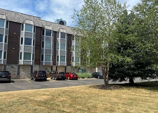 Photo of 2500 Archbury Ln Unit 2B, Park Ridge, IL 60068
